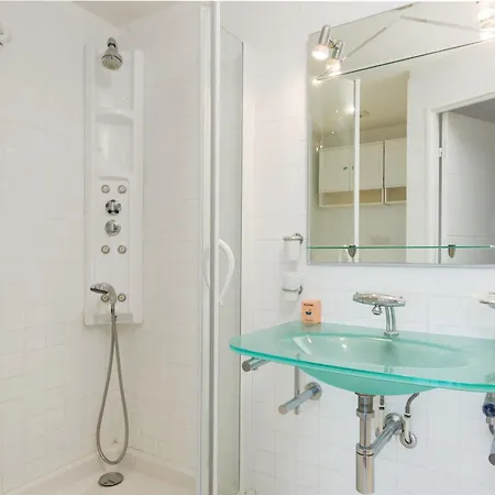 Monteverdi - 150 M2 - Frontiere Monaco - Parking *